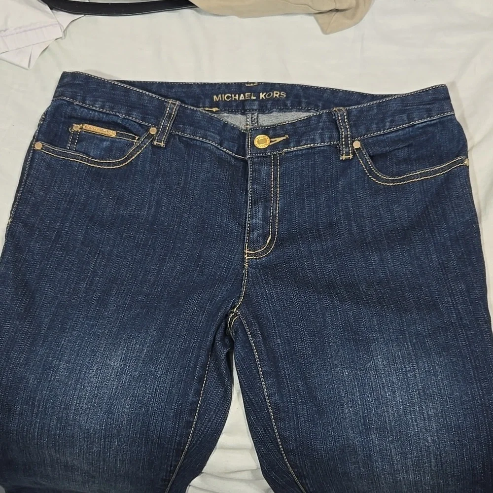 Michael Kors Women’s Size 6 Denim Blue Flare Jeans Cotton Blend Dark Wash